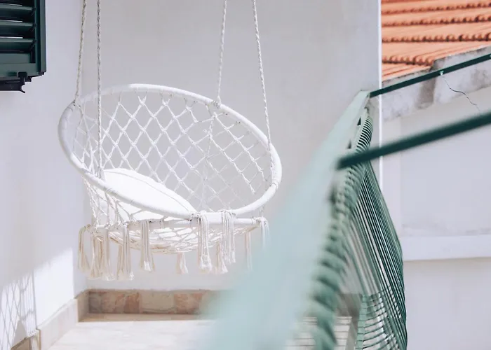 Laura On The First Floor * Макарска