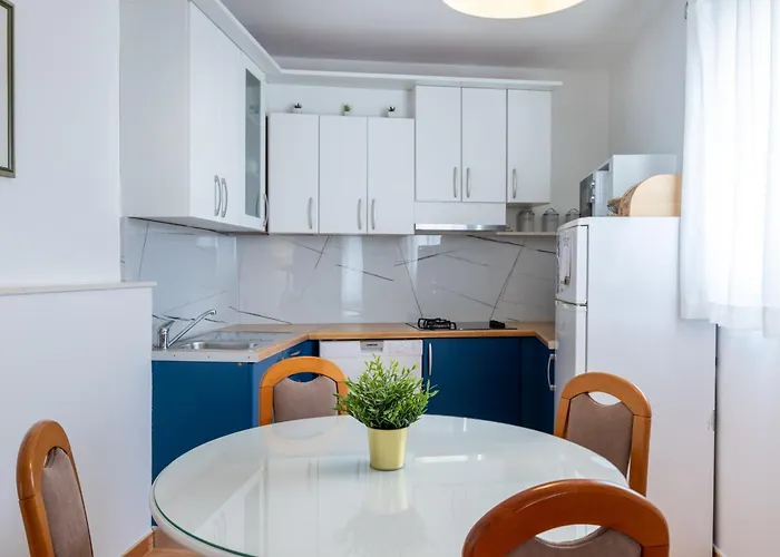 Apartman Laura On The First Floor *