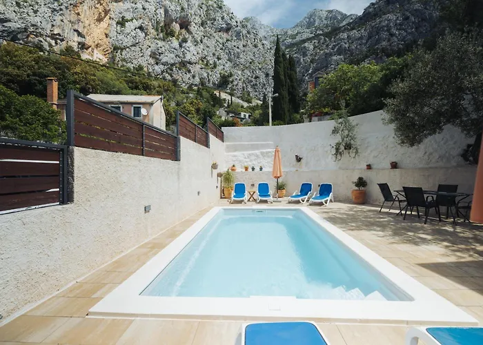 Laura On The First Floor