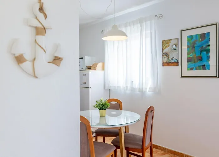 Apartman Laura On The First Floor *